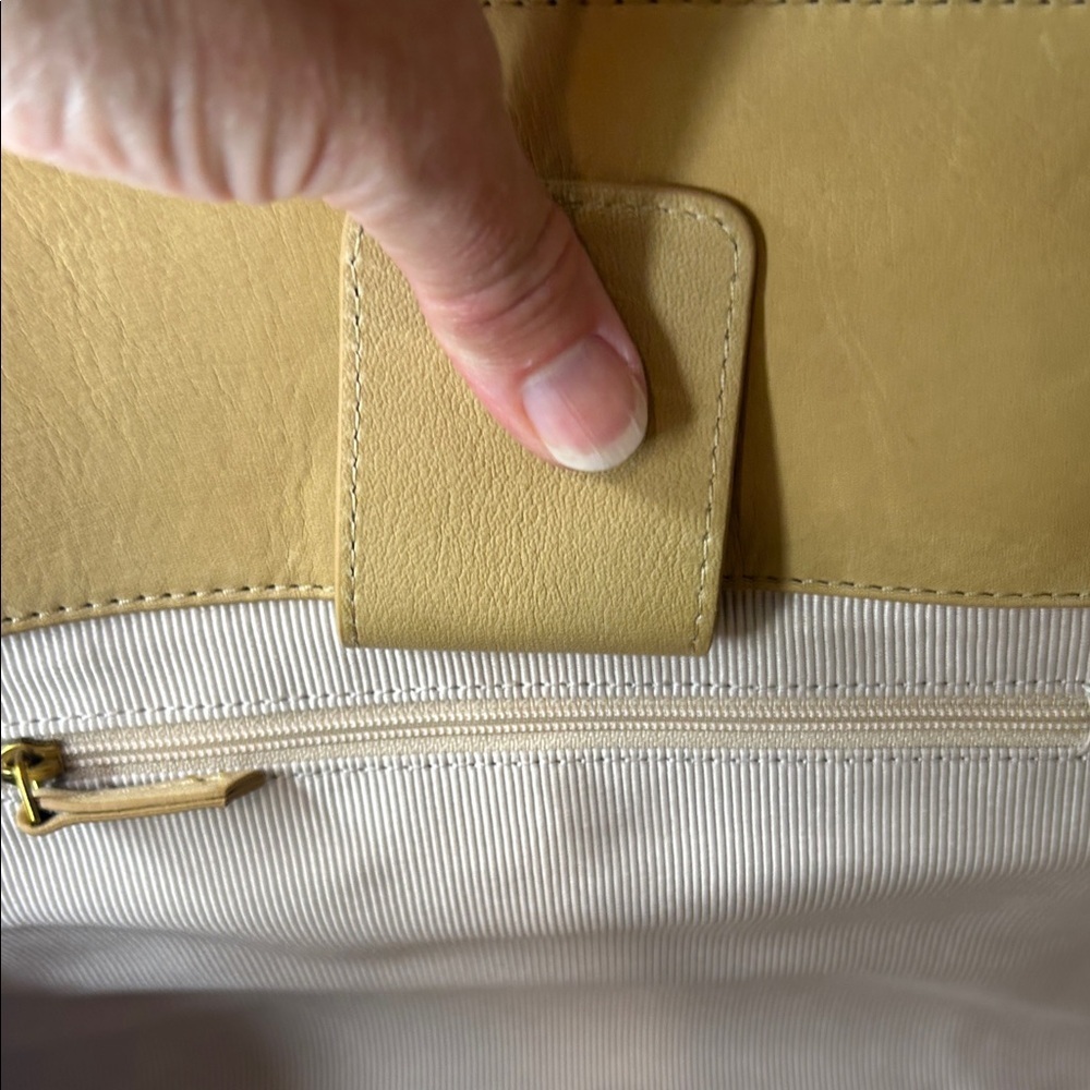 Margot New York Chic Beige Leather Satchel - Picture 8 of 15